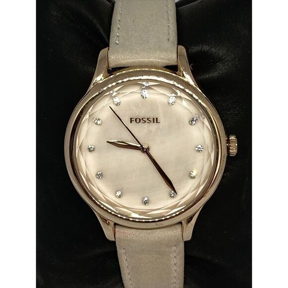 Fossil Laney BQ3466 Women's Leather Analog Dial Quartz Genuine Wrist Watch XR364 - Picture 2 of 12